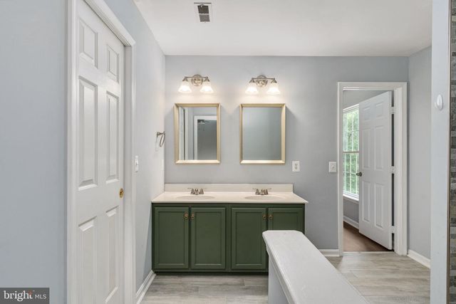 60 RIVER FALLS RD, Fredericksburg, VA 22406