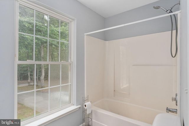 60 RIVER FALLS RD, Fredericksburg, VA 22406