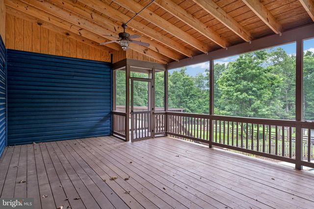 60 RIVER FALLS RD, Fredericksburg, VA 22406