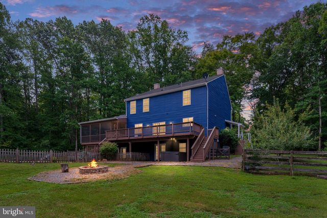 60 RIVER FALLS RD, Fredericksburg, VA 22406