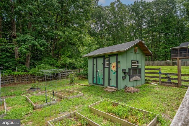 60 RIVER FALLS RD, Fredericksburg, VA 22406