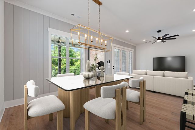 321 Old Shackle Island Rd, Hendersonville, TN 37075