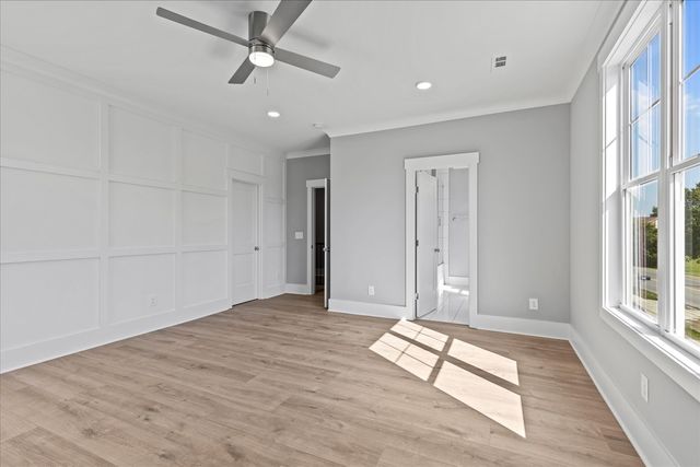 321 Old Shackle Island Rd, Hendersonville, TN 37075