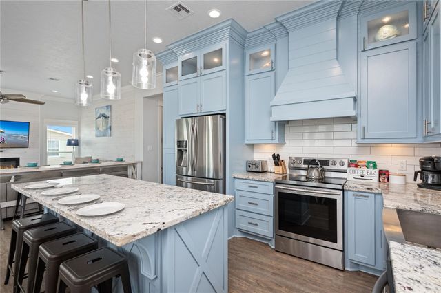 997 S Redfish Street, Crystal Beach, TX 77650