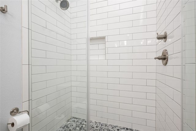 997 S Redfish Street, Crystal Beach, TX 77650