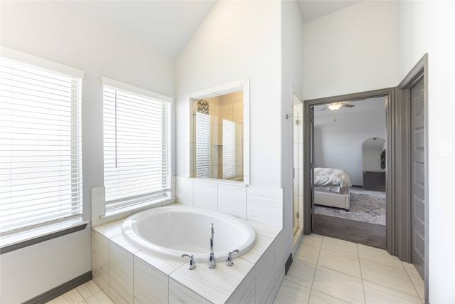 1614 Cherokee Rose Trail, Garland, TX 75042