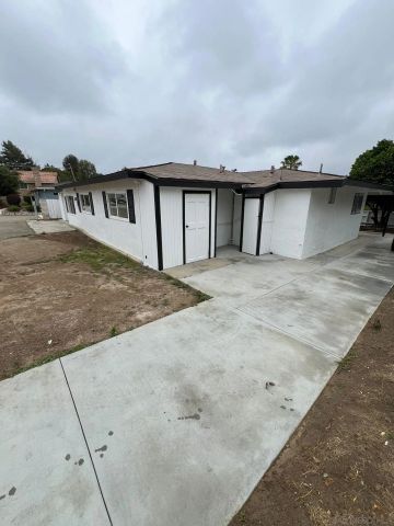 1373 Lawana, Vista, CA 92083