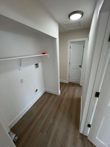 1373 Lawana, Vista, CA 92083