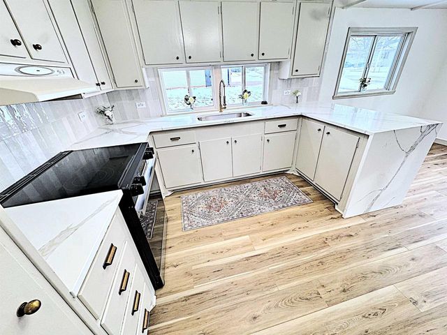 1100 W 10TH STREET, Kaukauna, WI 54130