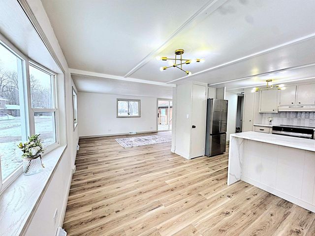 1100 W 10TH STREET, Kaukauna, WI 54130