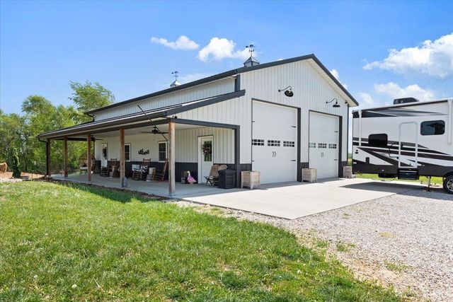 6658 N Memering Road, Bicknell, IN 47512