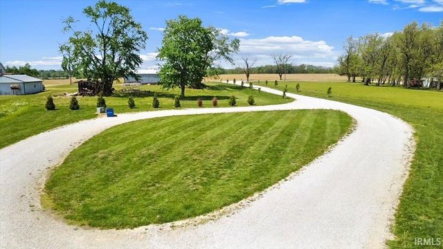 6658 N Memering Road, Bicknell, IN 47512