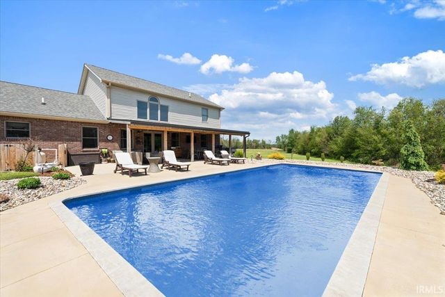 6658 N Memering Road, Bicknell, IN 47512