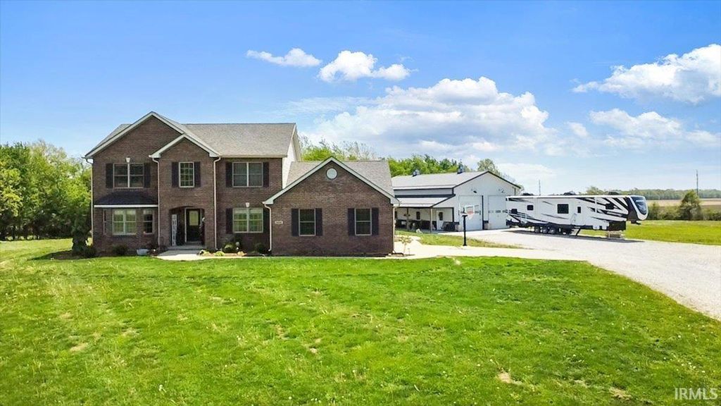 6658 N Memering Road, Bicknell, IN 47512