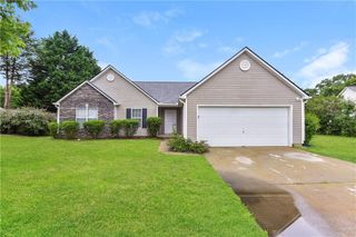 1525 Julianna Drive, Loganville, GA 30052