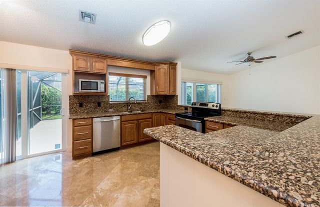 5514 NW 41st Terrace, Coconut Creek, FL 33073