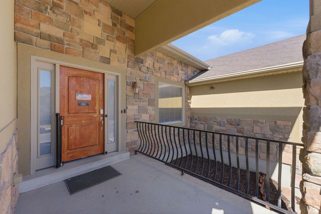 11178 S VIA BONITO DR, South Jordan, UT 84095