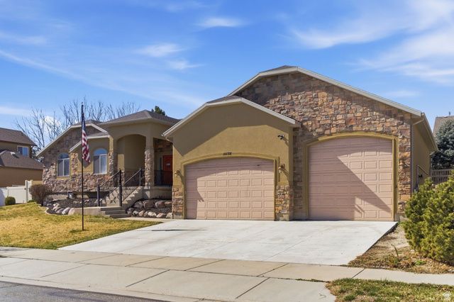 11178 S VIA BONITO DR, South Jordan, UT 84095