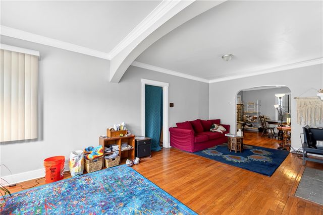 207 S Braddock Ave, Point Breeze, PA 15221