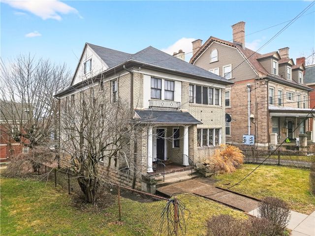 207 S Braddock Ave, Point Breeze, PA 15221