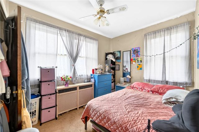 207 S Braddock Ave, Point Breeze, PA 15221