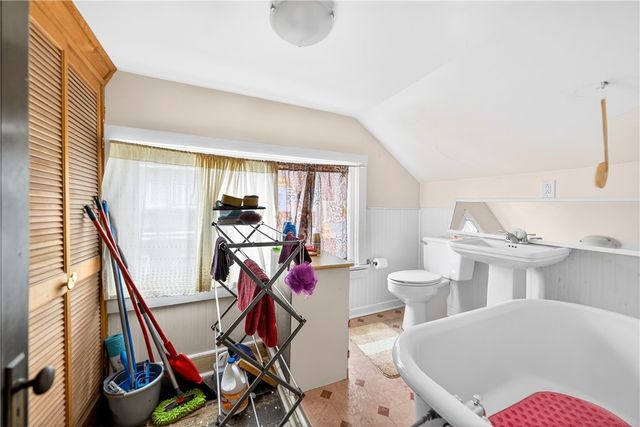 207 S Braddock Ave, Point Breeze, PA 15221