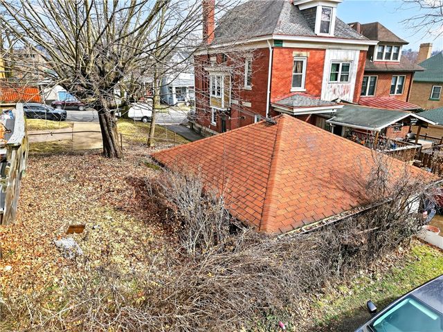 207 S Braddock Ave, Point Breeze, PA 15221