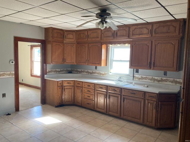 8965 E US Highway 50, Cannelburg, IN 47519