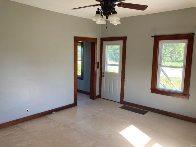 8965 E US Highway 50, Cannelburg, IN 47519