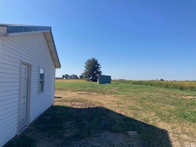 8965 E US Highway 50, Cannelburg, IN 47519