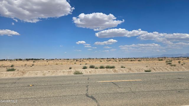 70th St West & Ave J10, Lancaster, CA 93536