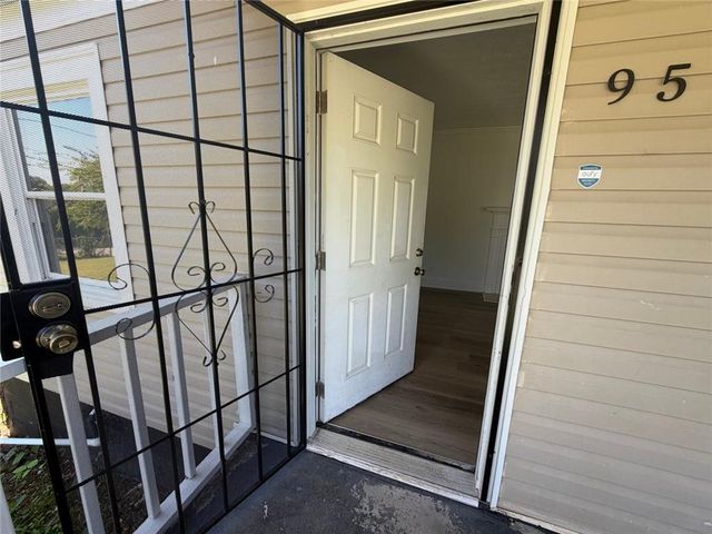 952 Estes Drive SW, Atlanta, GA 30310