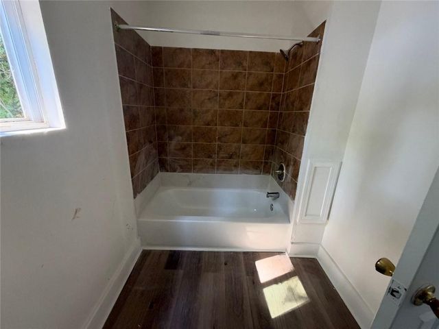 952 Estes Drive SW, Atlanta, GA 30310
