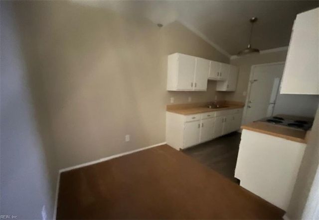 831 Armistine CT, Virginia Beach, VA 23462