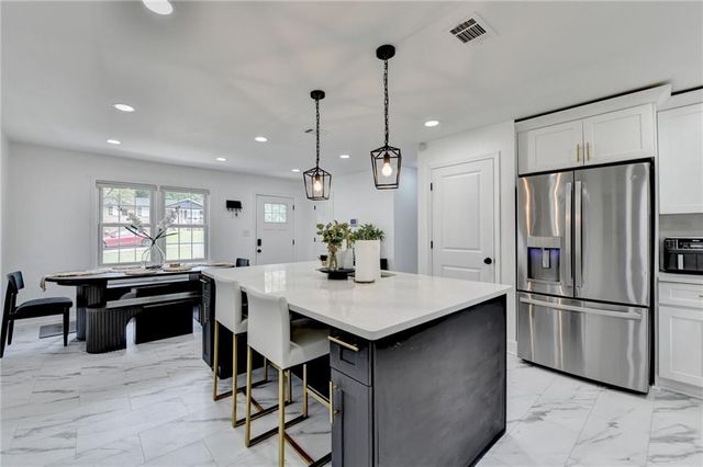 3799 Sweetbriar Circle, Lithia Springs, GA 30122