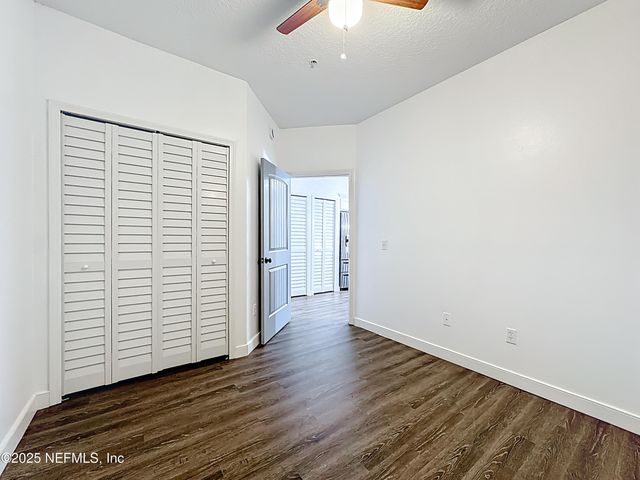 3690 KIRKPATRICK Circle 7-3, Jacksonville, FL 32210