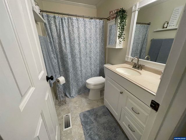 712 Max Ct N, Keizer, OR 97303