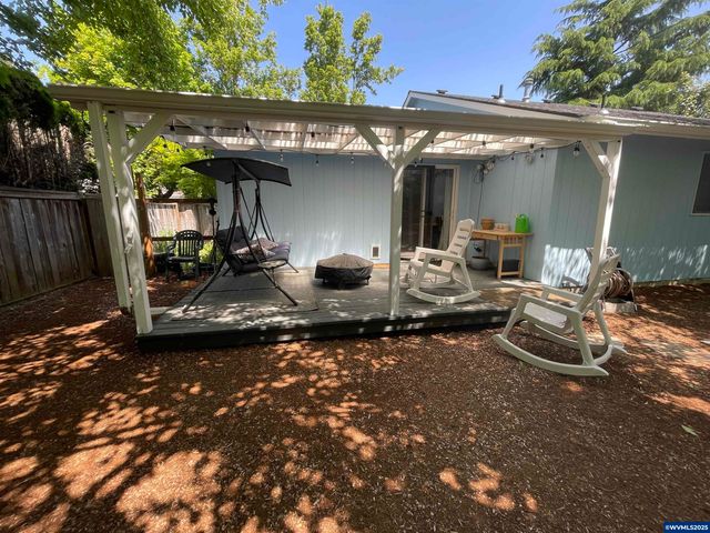 712 Max Ct N, Keizer, OR 97303