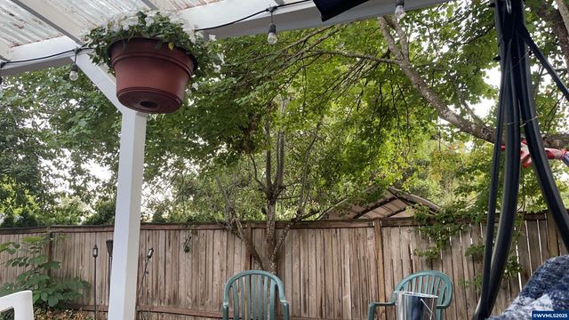 712 Max Ct N, Keizer, OR 97303