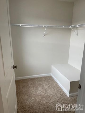 88 Peregrine Way, Burlington Twp, NJ 08016