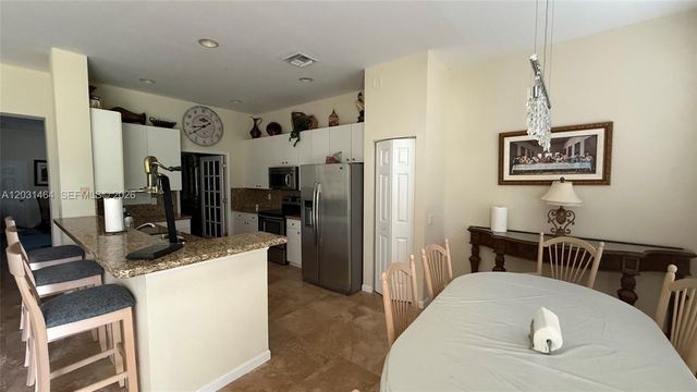 748 Tulip Circle, Weston, FL 33327