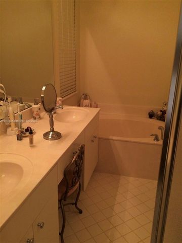 748 Tulip Circle, Weston, FL 33327