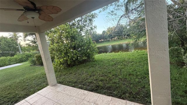 748 Tulip Circle, Weston, FL 33327