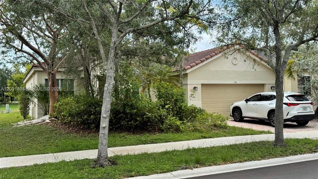 748 Tulip Circle, Weston, FL 33327