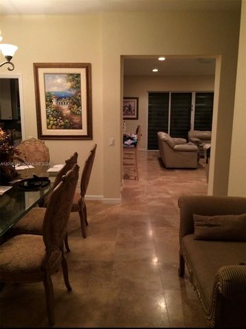 748 Tulip Circle, Weston, FL 33327