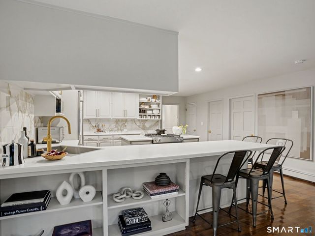 101 Studio Road, Stamford, CT 06903