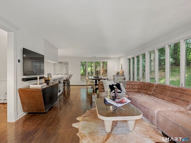101 Studio Road, Stamford, CT 06903