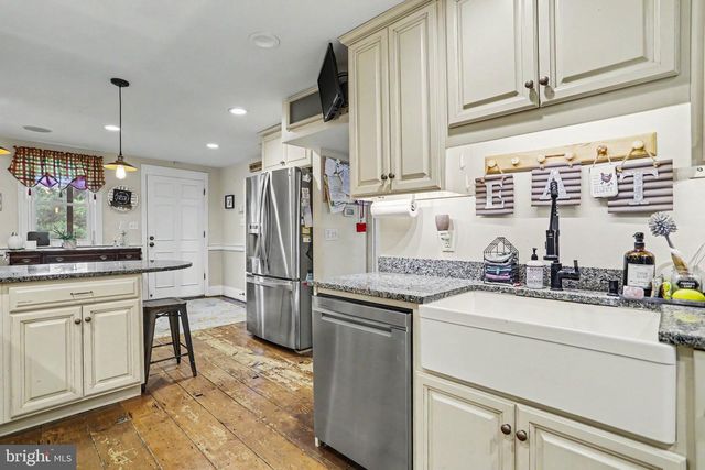 4091 WREN RD, Thomasville, PA 17364