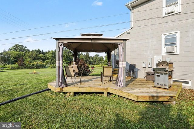 4091 WREN RD, Thomasville, PA 17364