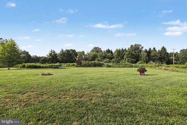 4091 WREN RD, Thomasville, PA 17364